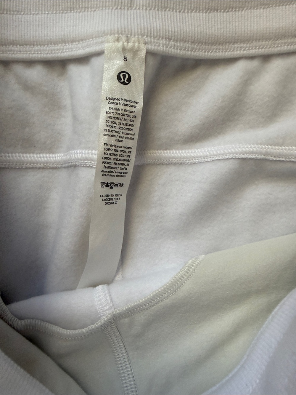 LULULEMON Scuba High-Rise Short 5" White 8NWT Cotton Blend Fleece Cozy - Picture 2 of 5